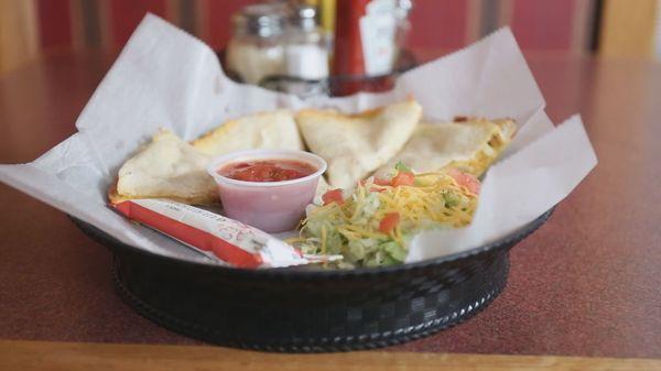 Chicken Quesadilla with salsa and sour cream