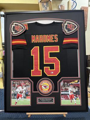 Framed Patrick mahomes jersey