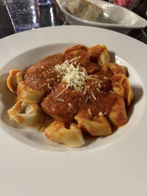 Tortellini Marinara