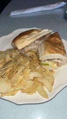 turkey apple bri sandwich with chips