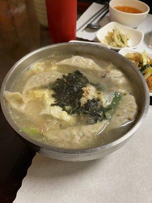 Rice Cake Soup with Dumpling Special minus the rice cake