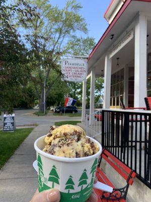 Cake batter ice cream in front of the best! Pekadill's!