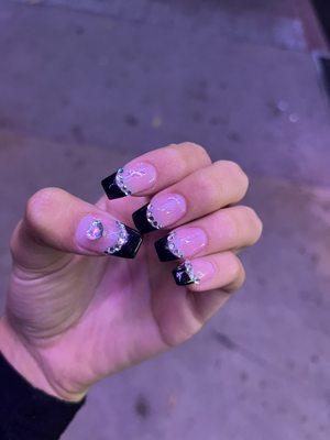 nails