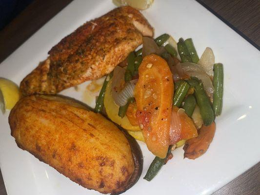 Salmon w/twice baked potato & mixed veggies