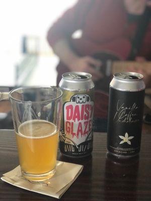 Daisy Glaze Hazy IPA & Vanilla Underbrown Brown Ale