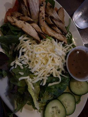 Grilled chicken salad