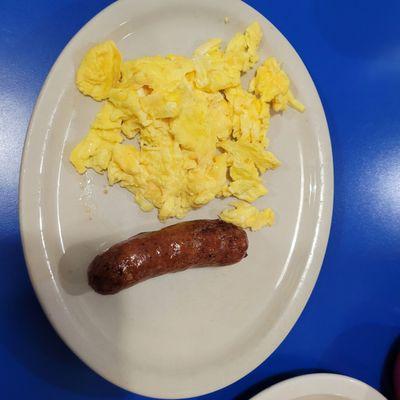 Eggs and link sausage