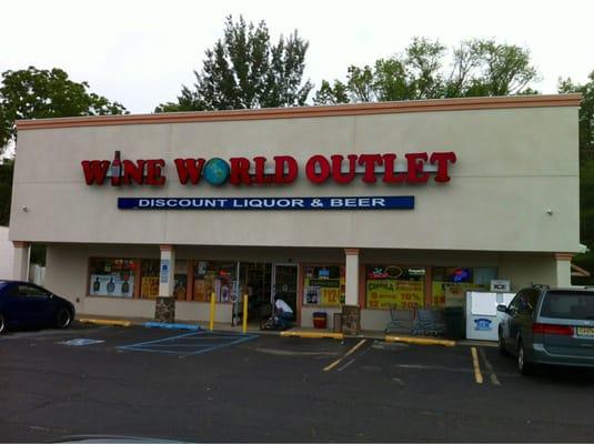 Wine World Outlet