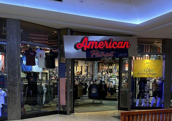 American Eagle Store