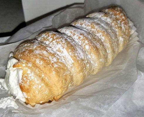 Giant cream filled Lady Lock