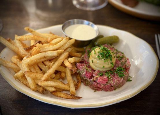 Steak Tartare - way too salty