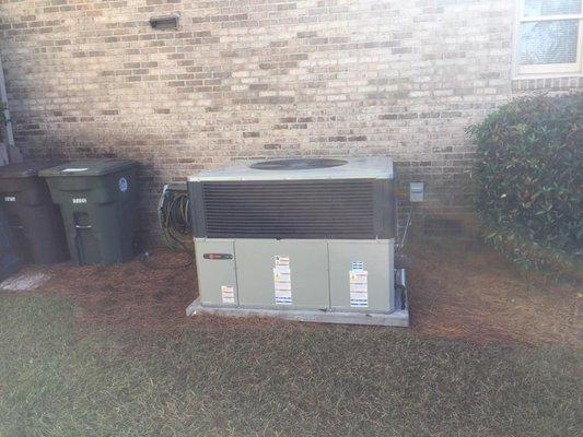 Trane Gas package Unit