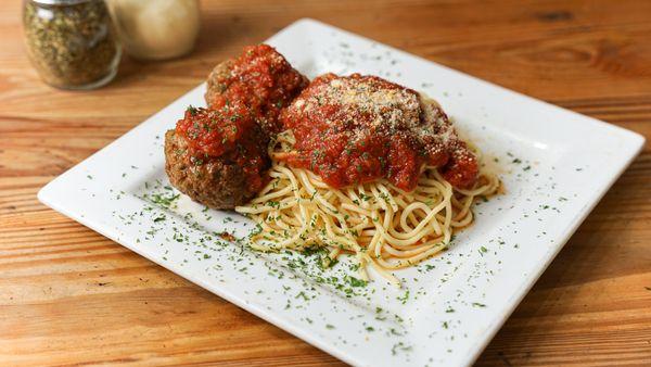 Spaghetti with meatballs