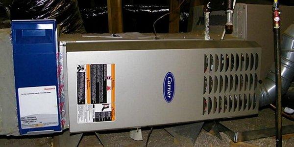 Carrier Gas Furnace installed horizontally