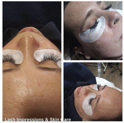 Full set of eyelash extensions