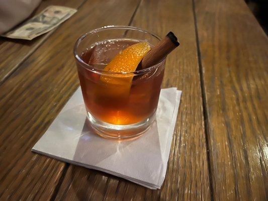 Cinnamon smoke old fashion