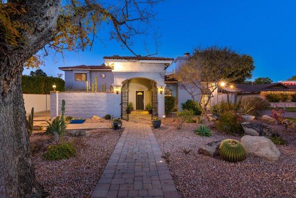 Honored to help the seller of this awesome North Central home close escrow this week. I'm especially glad we were able to sell it so quickly