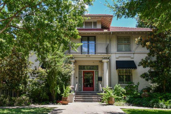 Our Beautiful office at 2114 Austin Ave in Waco