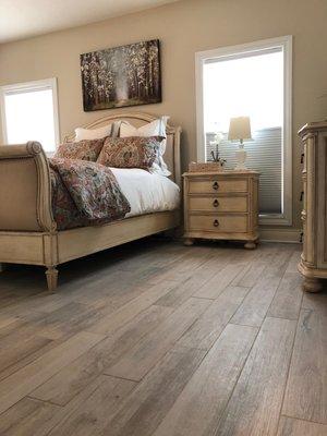 Porcelain Tile wood image planks