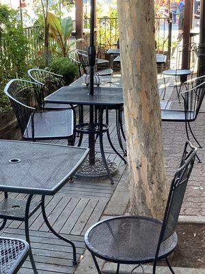 Luigi's Deli- Martinez, ca... great outdoor seating