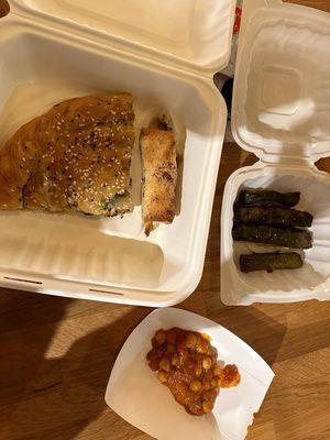 Burek, dolma