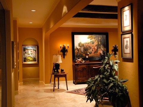 We specialize in fine art lighting!