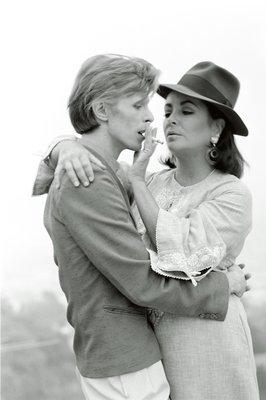 Terry O'Neill, "Bowie and Taylor", photograph.