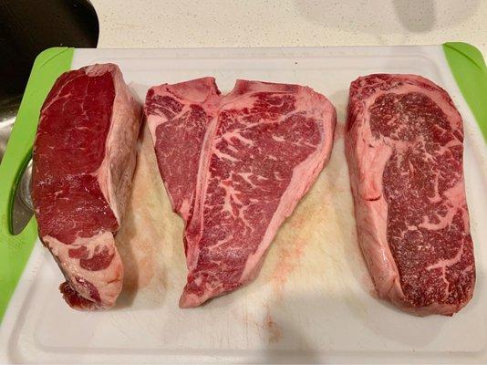 Steaks from premium beef pack