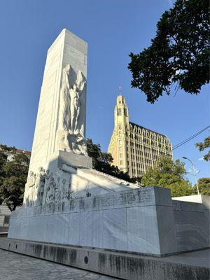 The Alamo Cenotaph