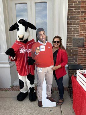 Friday night in Columbia with JennaLynn Drake State Farm and Chick-fil-A Columbia (TN)