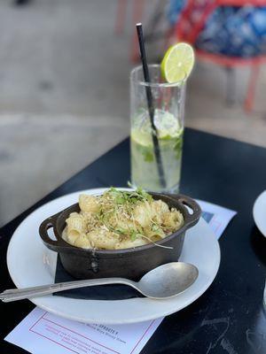 Best mac n cheese & coconut mojito