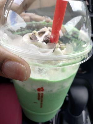 Mint chocolate shake