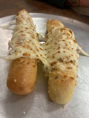 5 Breadsticks with Cheese