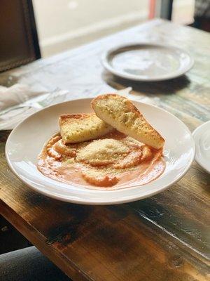 Ravioli in Rose sauce