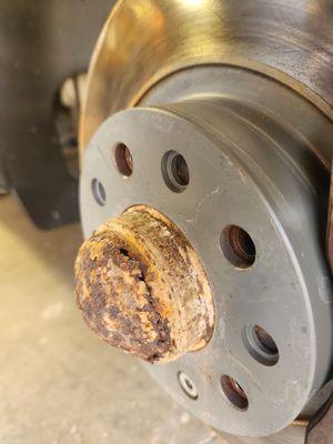 Rust rear wheel bearing cover