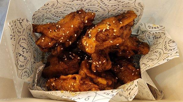 10-piece medium wings - Soy Garlic