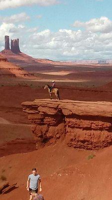 Beautiful view from Trafalgar tour in Monument Valley