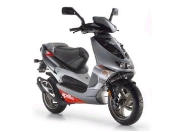 Aprilia SR 50 DiTech (No Motorcycle License Necessary)