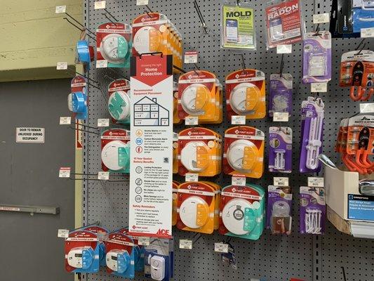 The selection of smoke alarms is not extensive, but it's enough for what I needed.