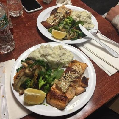 Delicious Pan Seared Salmon with veggies and Mashed potatoes