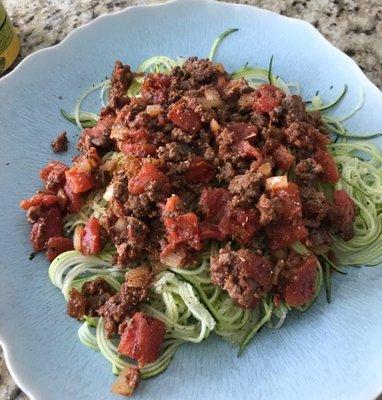 Zucchini noodles & tasty topping