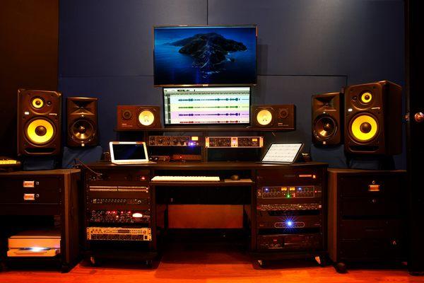 Skyline Studios Control Room B