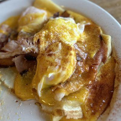 Crepes Egg Bennidict