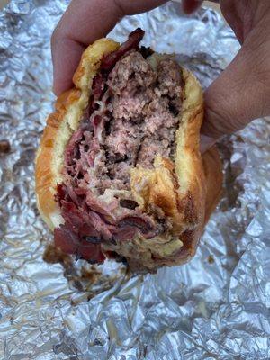 Bronx Pastrami Burger