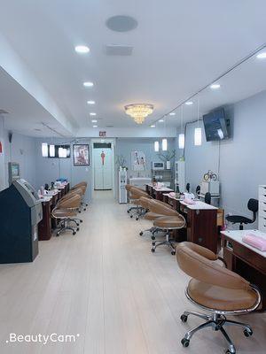 manicure room