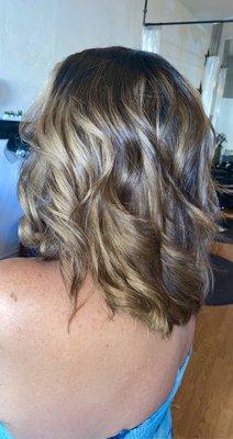 Reverse balayage with root melt by Amy