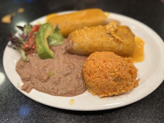 Tamales plate. Chicken.