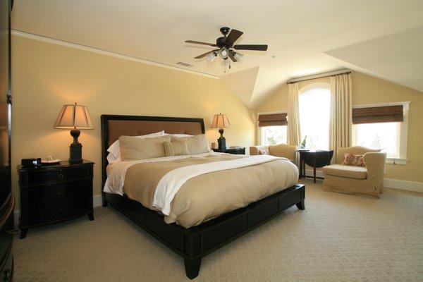 The Monte Vista room is our King Bed room.