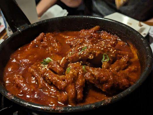 Spicy chicken feet