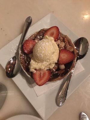 Apple tart with ice cream, the problem was solved.